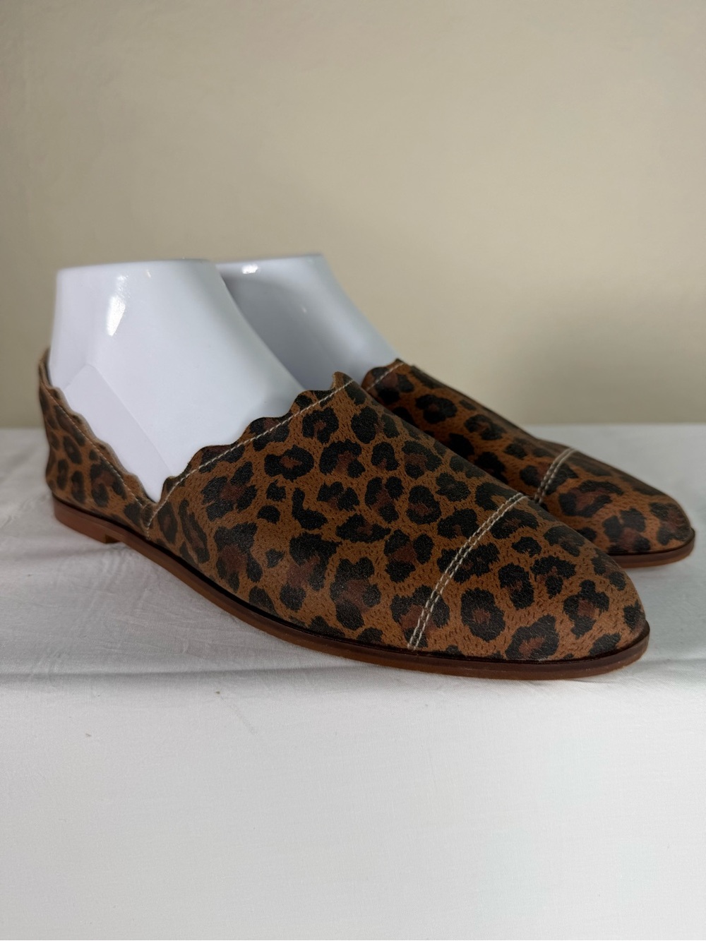 Klub Nico Georgette d'Orsay Leopard Animal Print Scalloped Edge Flats Shoes SZ 8